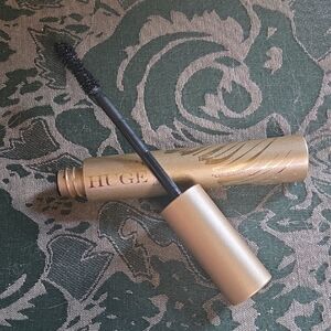 Stila Gold Extreme Lash Mascara